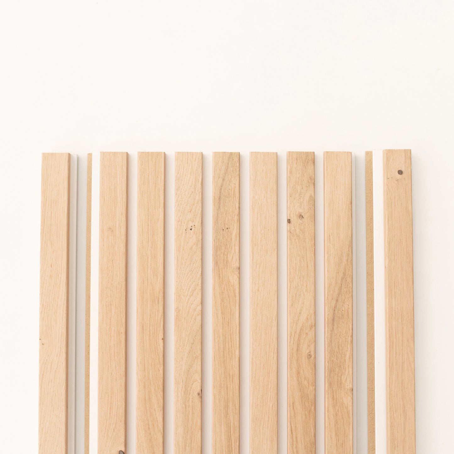Pepper Oak / White (Sample)